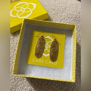 KENDRA SCOTT EARRINGS!!